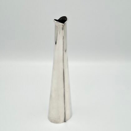 Tapio Wirkkala "TW 36" maljakko, hopeaa (916)